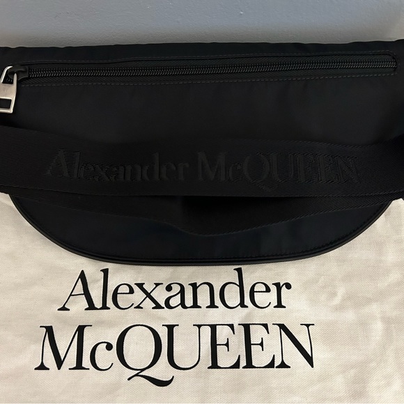 ALEXANDER McQUEEN Skull Print Nylon Harness Belt Bag - Picture 6 of 8